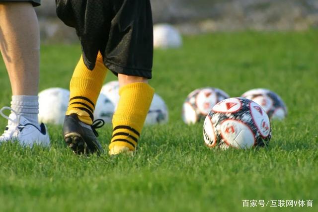 U23国足亚运会表现回顾：张玉宁与吴曦闪耀，王钰栋期待突破